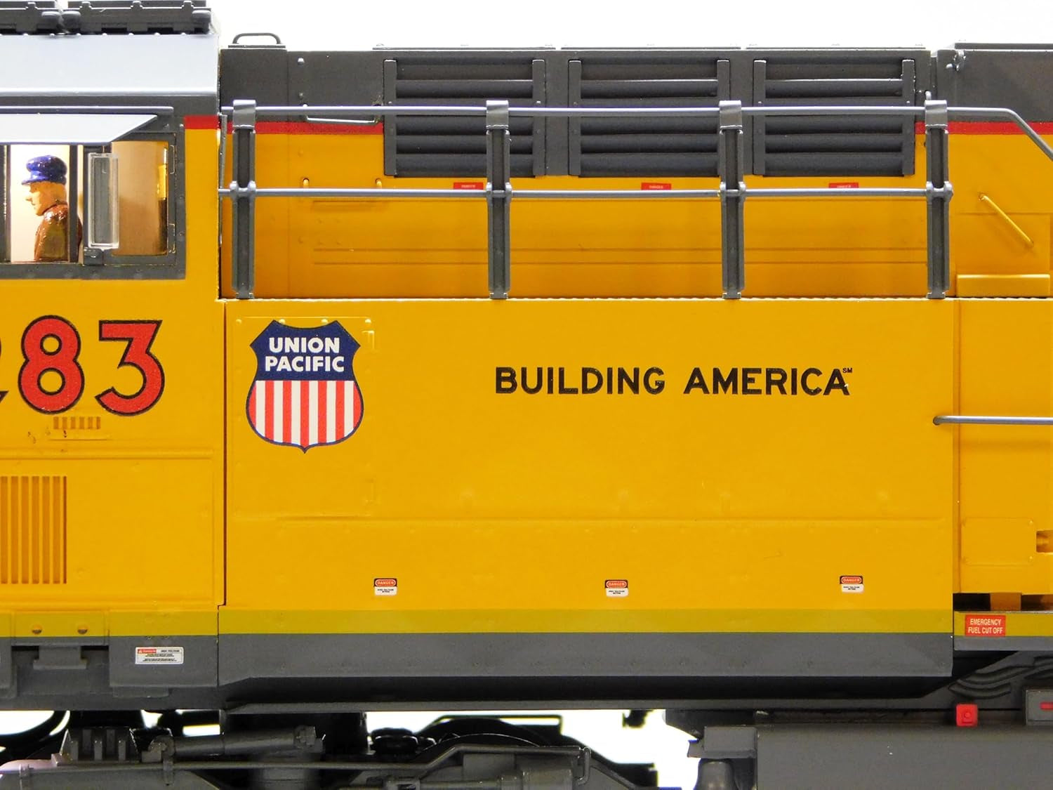 Lionel BTO Union Pacific Legacy ES44 Diesel Locomotive #5283 O Gauge Model 2433462