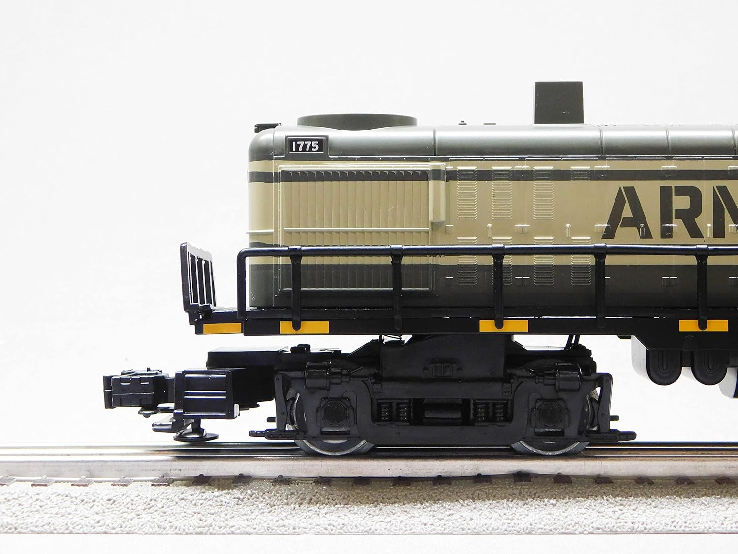US Army LIONCHIEF RS-3 Diesel Locomotive Engine #1775 O Gauge Model 2223010-E