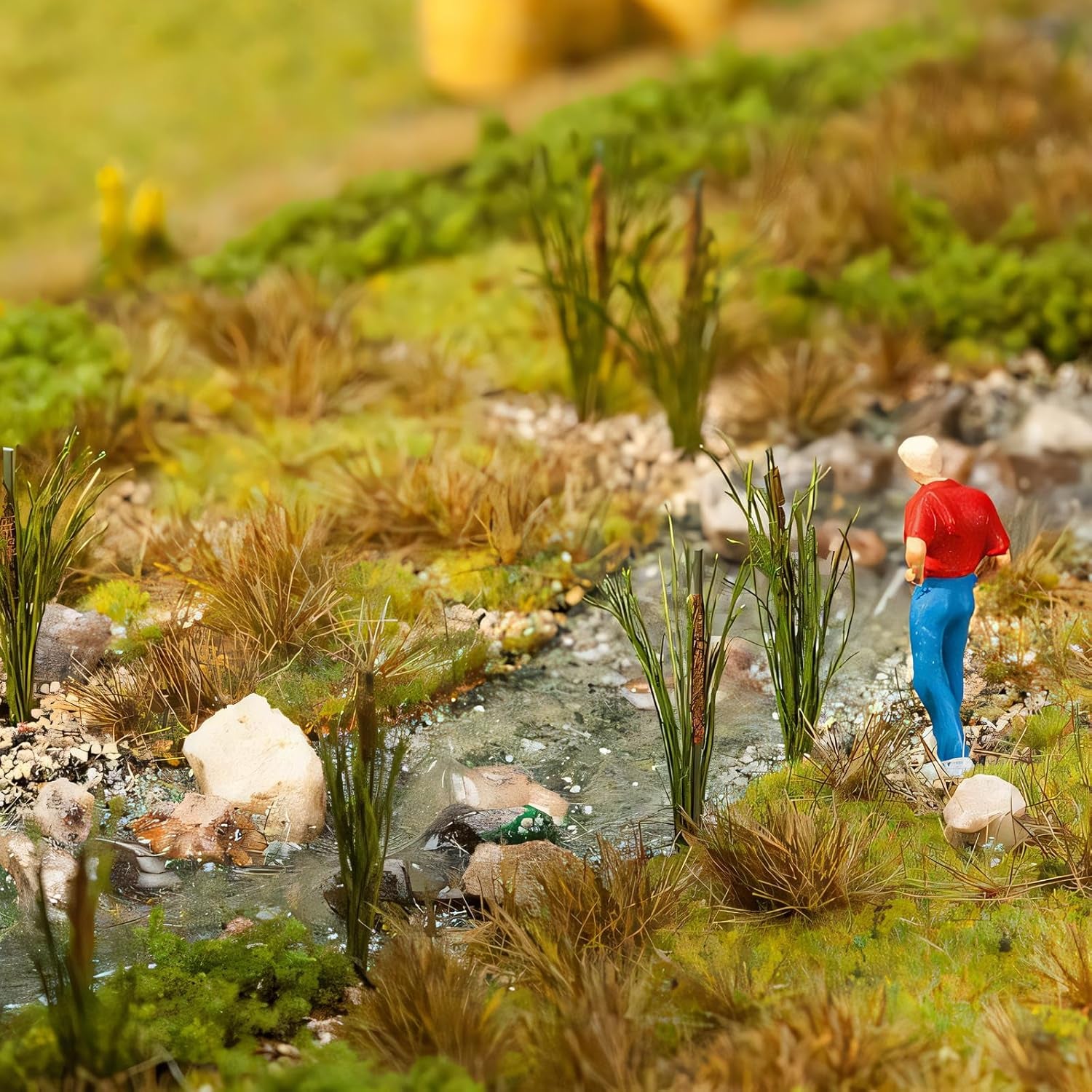 Warmtree 20-Piece Static Grass Bushy Tufts Lowland Shrubs Model Kit for Train Landscape and Military Terrain (Autumn Brown)