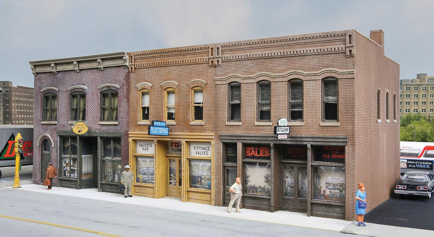 Walthers Scenemaster Merchant Row IV Model Kit