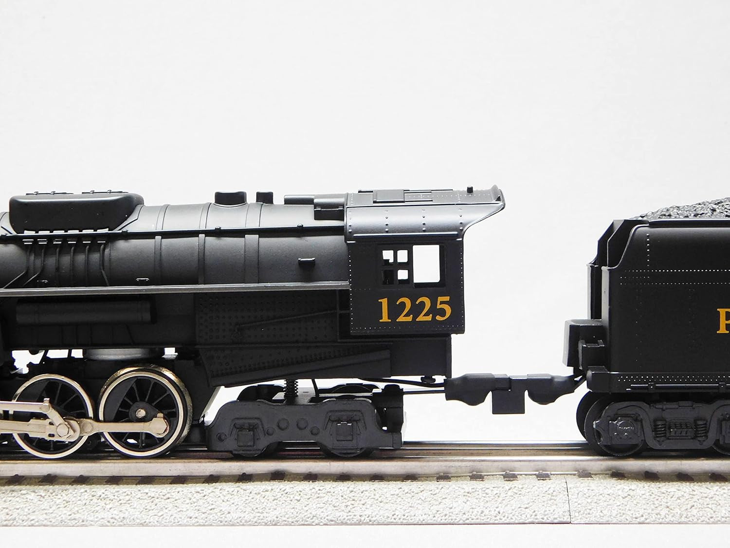 PE Polar LC Bluetooth 5.0 Steam Locomotive #1225 O Gauge Model 2123130-E