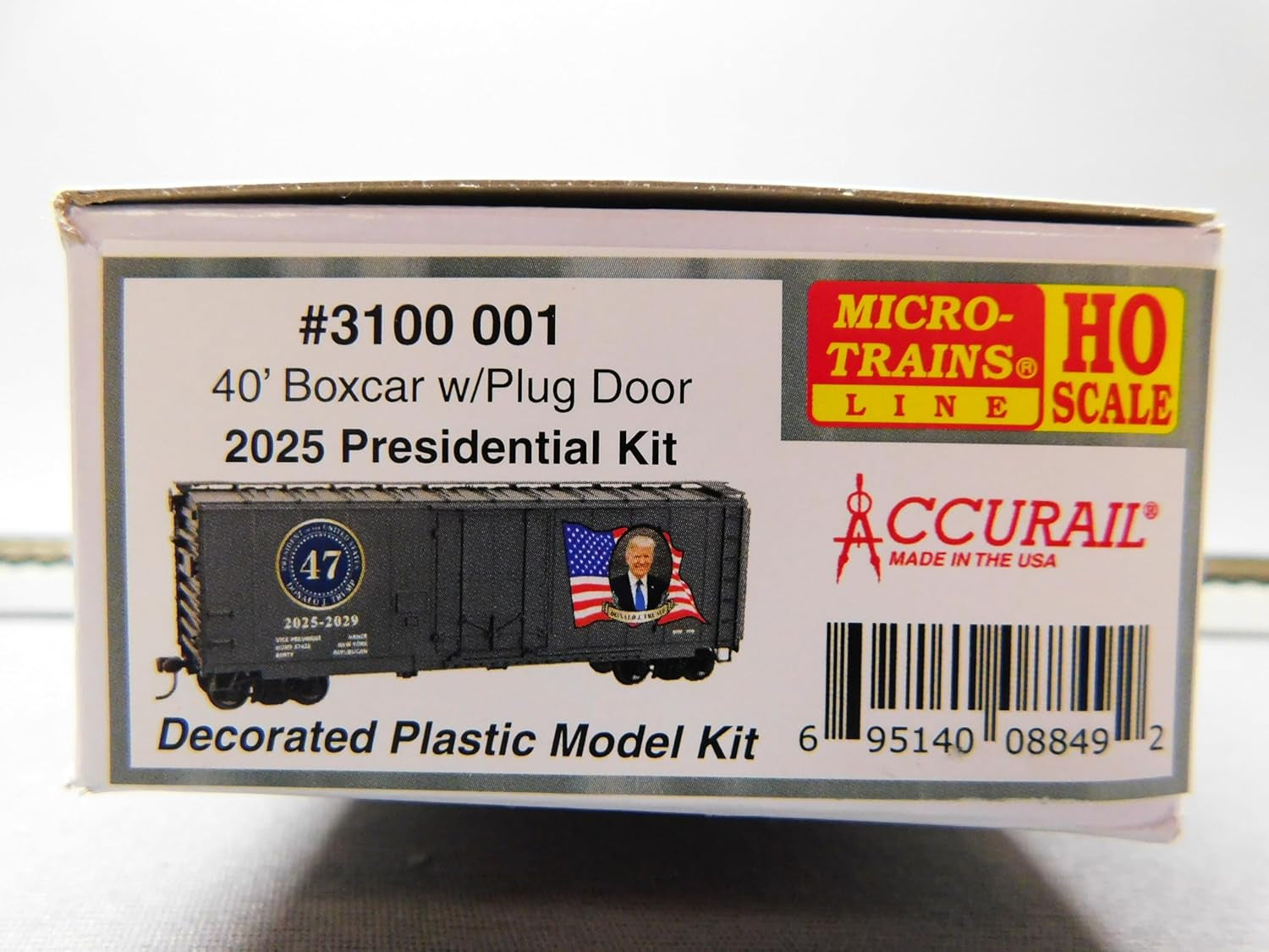 Micro-Trains LINE HO Scale Donald Trump 40' BOXCAR 2025 Presidential KIT 3100001
