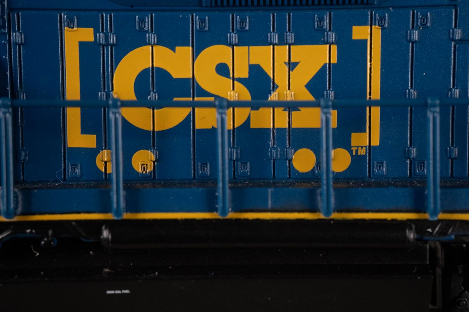 Bachmann Medium GP-40 Locomotive with Operating Headlight - SC® #4451 - N Scale Prototypical Blue Diesel Locomotive