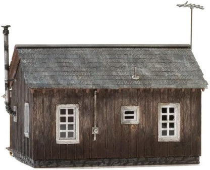 Rustic Cabin Model in HO Scale by Woodland Scenics