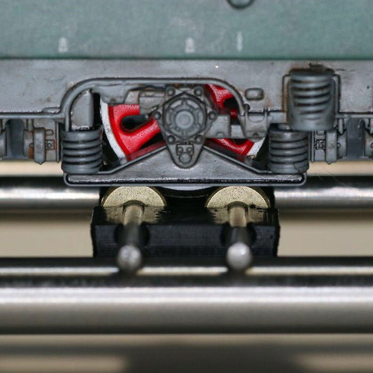 Model Train Treadmill Track System