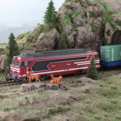 HO Scale 1:87 European Style Long Model Railway Locomotives - HCT8702