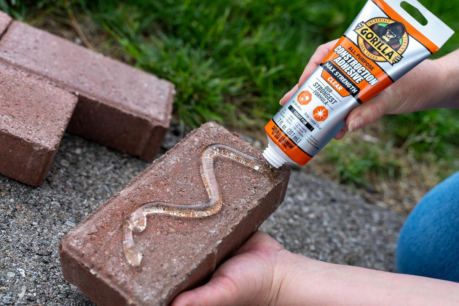 Gorilla Max Strength Construction Adhesive, Clear, 7 oz Squeeze Tube - Waterproof and Gap Filling Solution