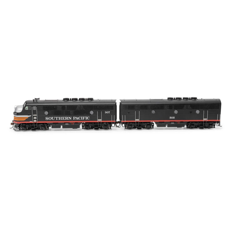 HO scale Southern Pacific F3A and F3B locomotive set by BYMRR Train Store, detailed model train with SP 