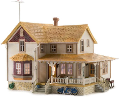 Woodland Scenics HO Scale Corner Porch House - Built and Ready Landmark Structure