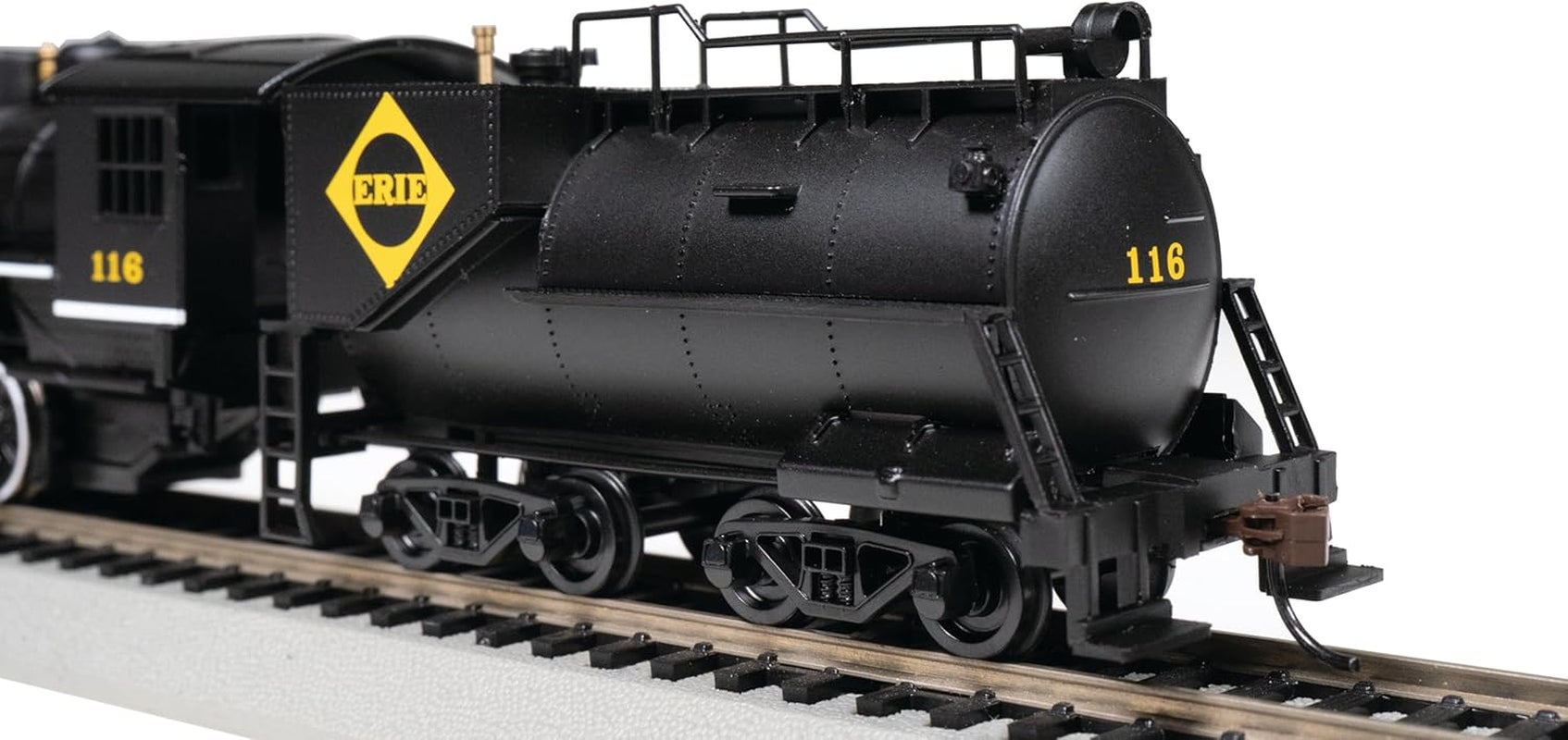 Bachmann Trains USRA 0-6-0 Locomotive with Smoke and Vanderbilt Tender - Erie #116 - HO Scale