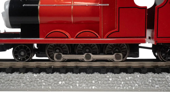 Bachmann Trains Thomas & Friends N Scale James the Red Engine model, detailed blue toy train for collectors and young train fans