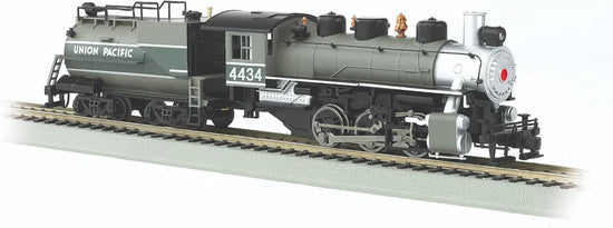 Bachmann HO Scale USRA 0-6-0 Union Pacific locomotive with smoke and Vanderbilt tender, model 
