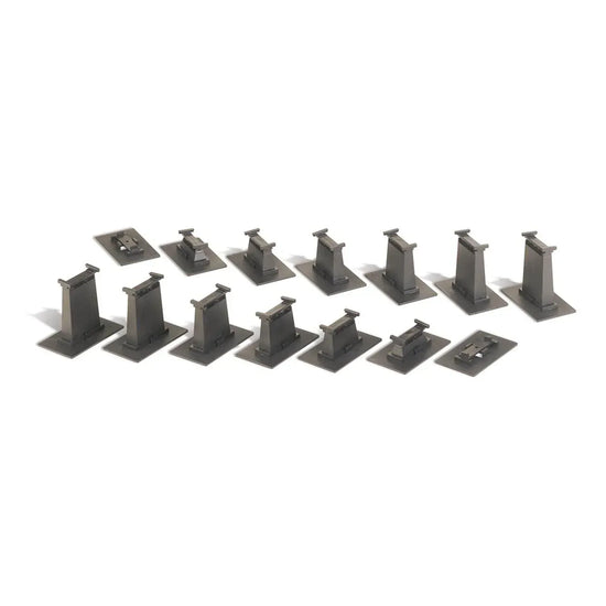 HO scale 14-piece E-Z Track graduated pier set for model railroads, featuring realistic concrete piers for train layouts.