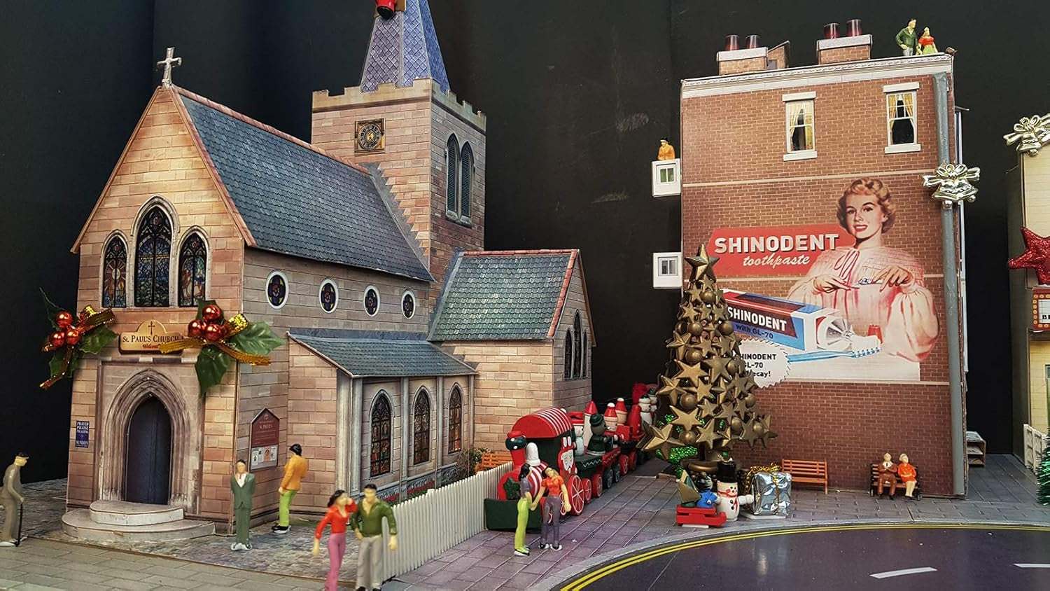 Citybuilder O Scale Apartment Building Cardboard Model Kit for Model Railroads