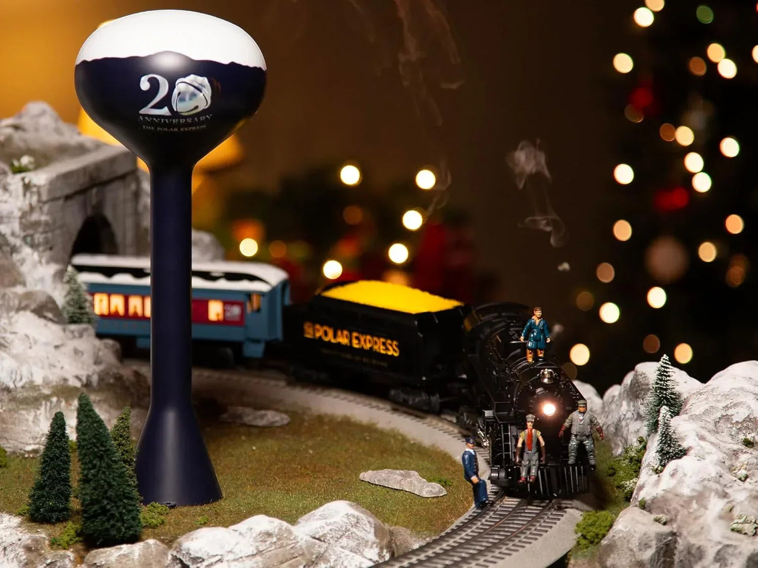 Lionel Polar Express 20th Anniversary electric O gauge train set with remote control and Bluetooth 5.0, featuring detailed train cars.