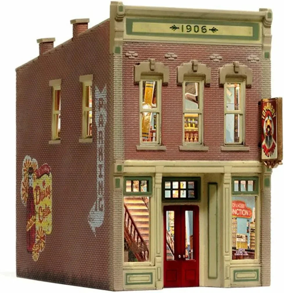 Woodland Scenics HO scale Toy and Hobby Junction Building Model, detailed miniature for model train layouts